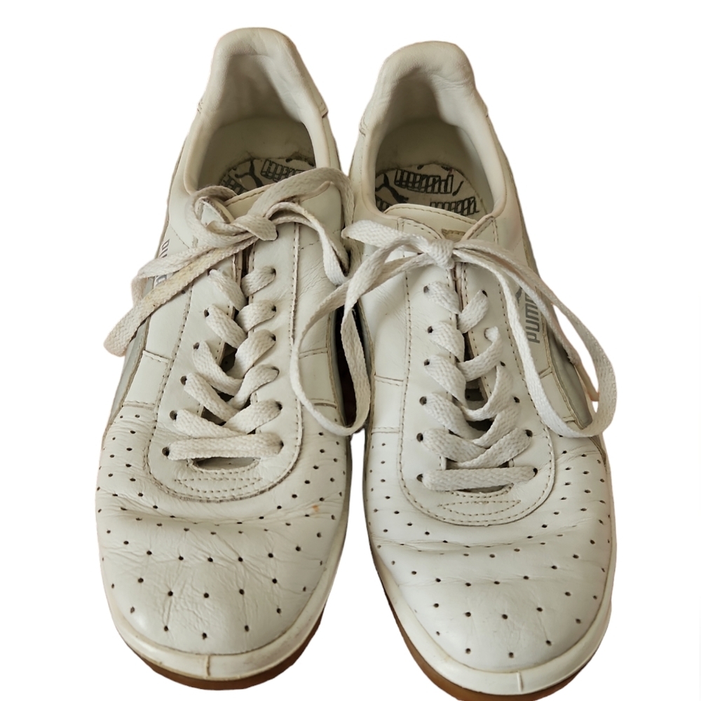 Pre Loved Women's Tennis Shoes 7 1/2